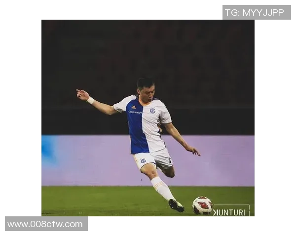 李磊谈网球生涯:从青涩少年到职业选手的心路历程回顾